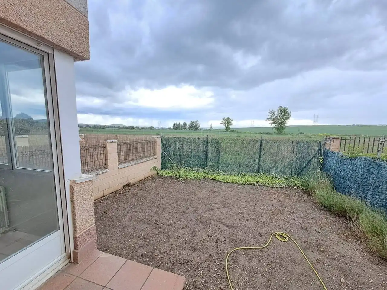 Casa adosada en venda en Merindad de Río Ubierna amb Calefacció, Jardí privat i Terrassa