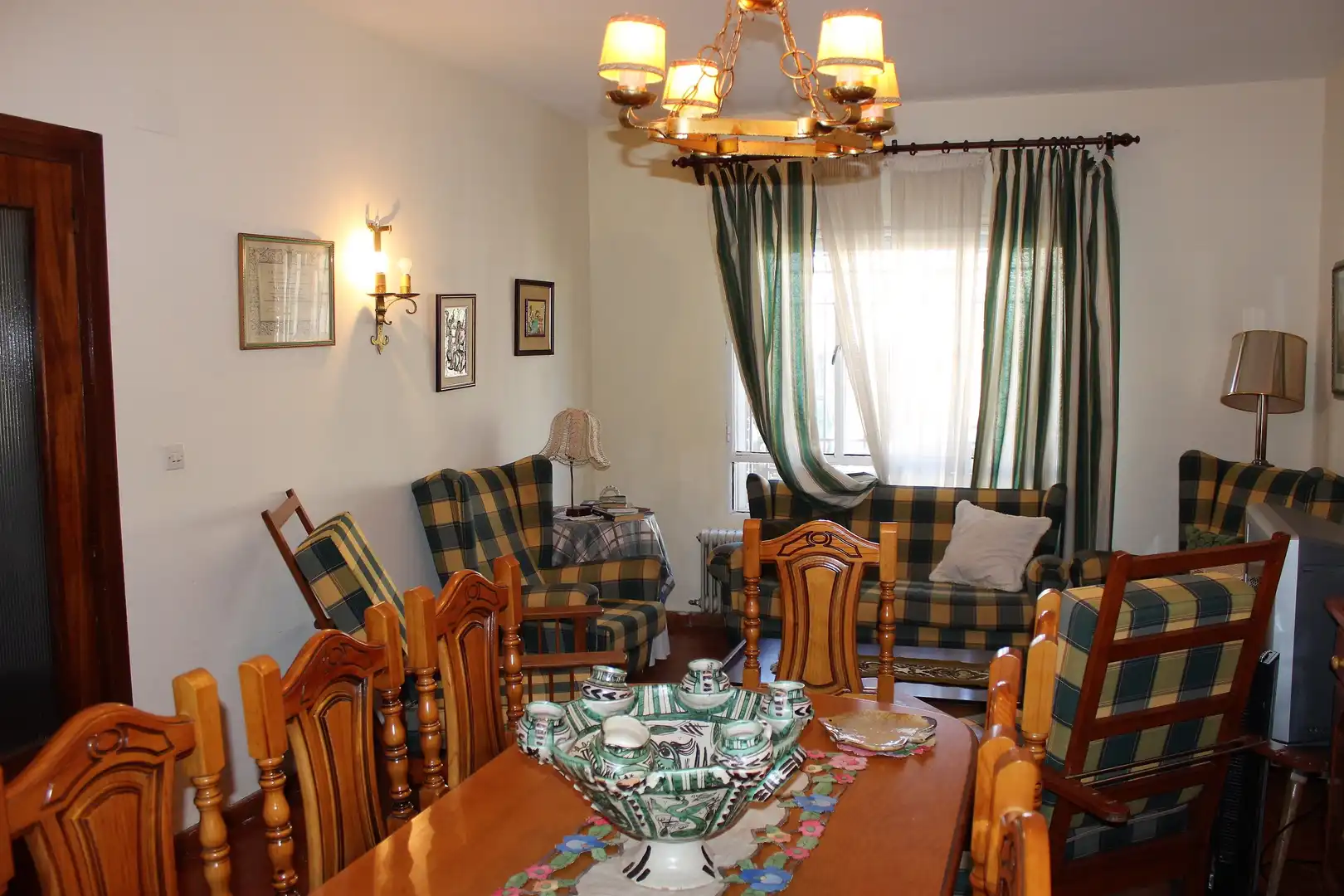 Comedor de Casa adosada en venta en Brazatortas con Calefacción, Jardín privado y Piscina