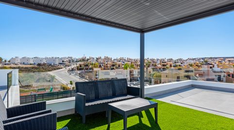 Imagina comenzar el dÃa bajo el cÃlido sol mediterrÃneo, disfrutando de un cafÃ en tu terraza mientras contemplas tu jardÃn privad, imatge 4