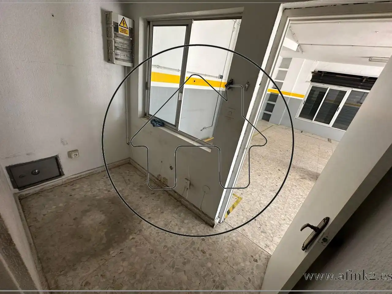 Local comercial en alquiler en Avenida de Cristóbal Colón Esquina Escultor León Ortega, imagen 5