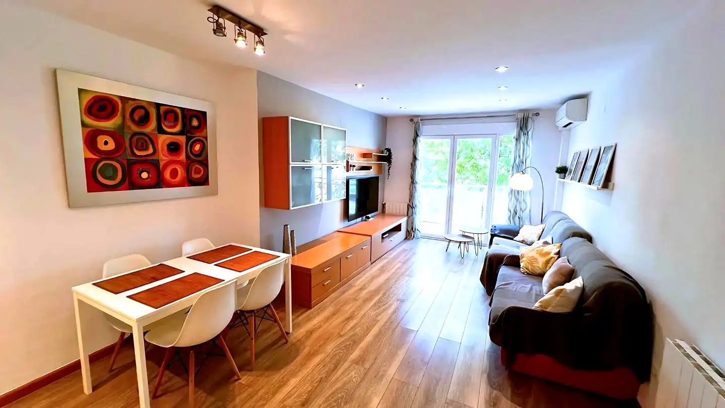 Vista exterior de Apartament de lloguer en Valencia amb Aire condicionat, Moblat i Balcó