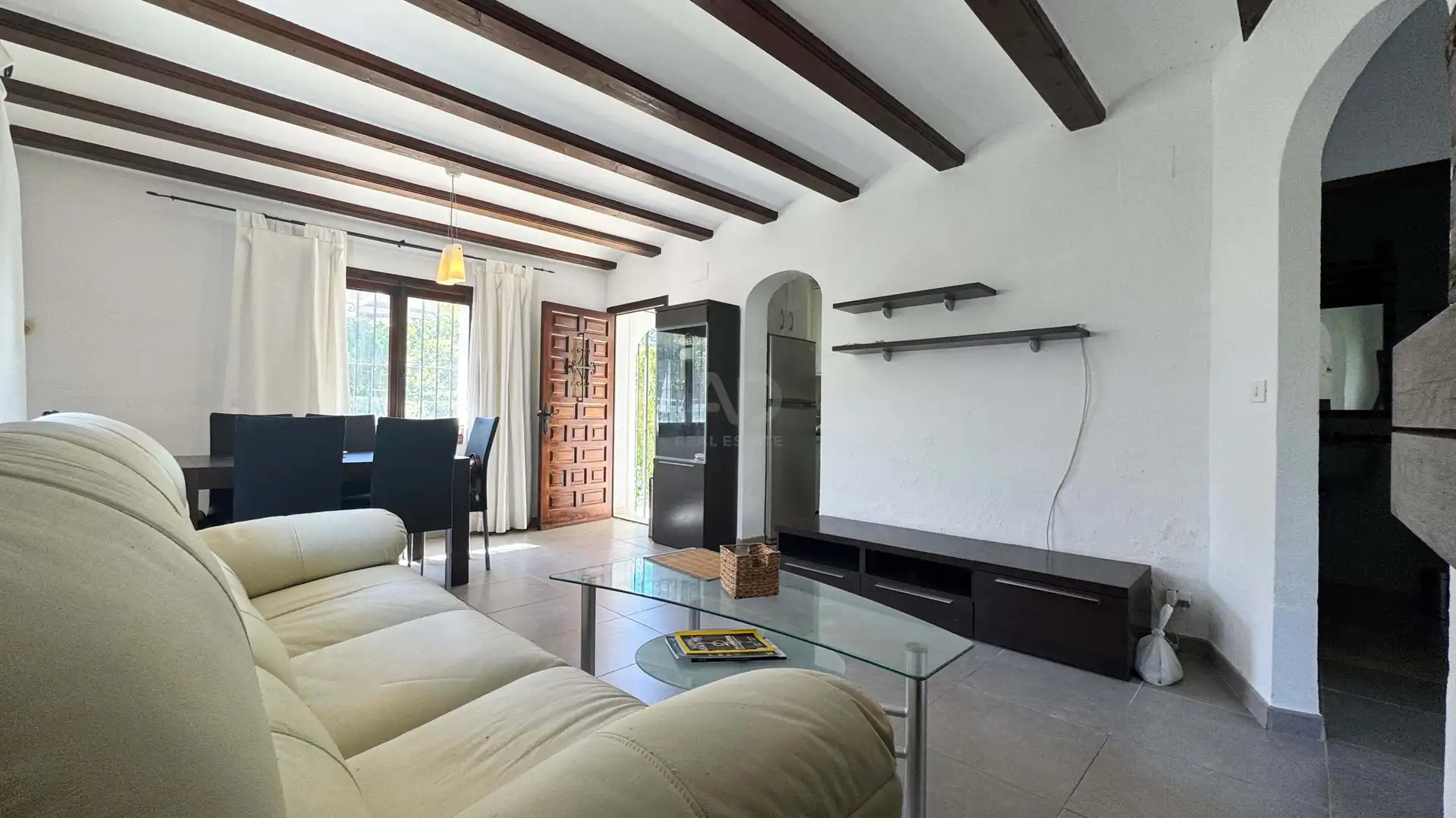 Wohnzimmer von Einfamilien-Reihenhaus zum Verkauf in Dénia mit Klimaanlage, Heizung und Terrasse