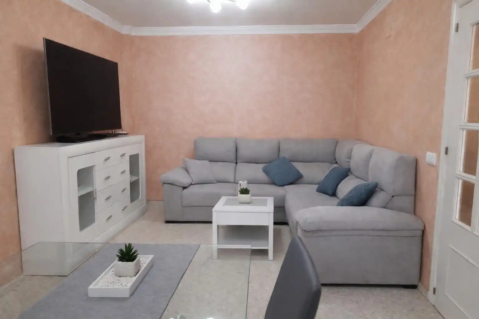 Detached homes for sale in El Pino - Bajo de Guía
