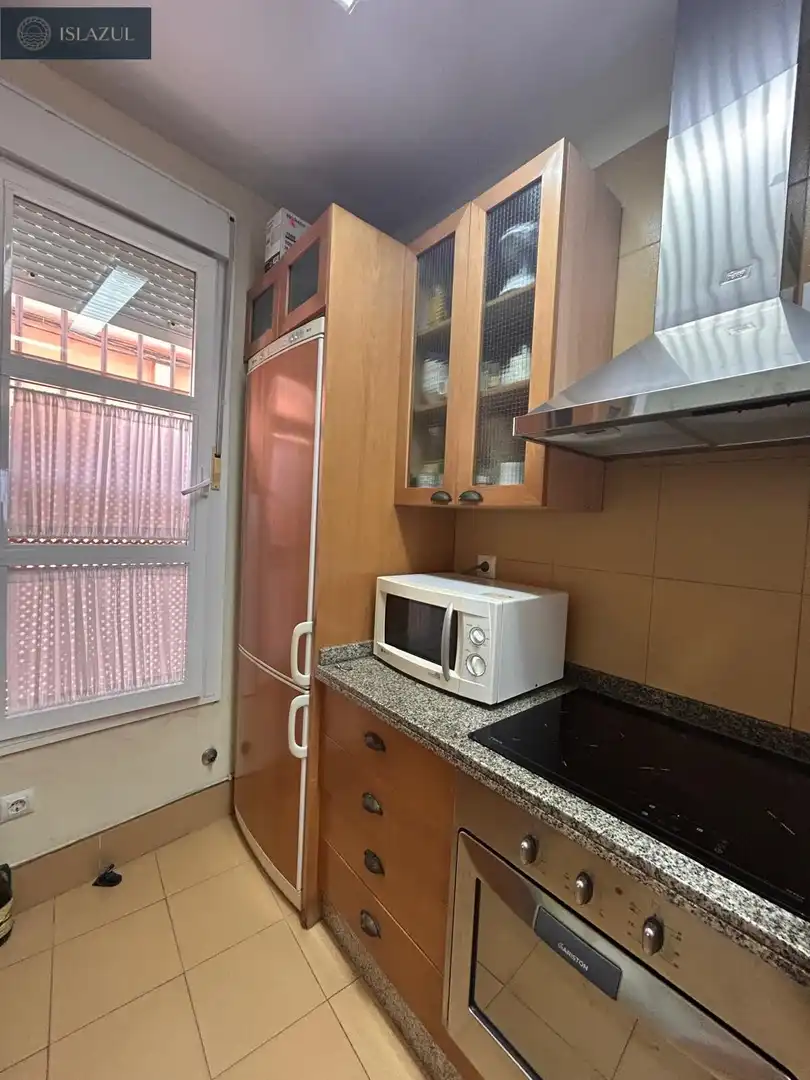 Cuina de Casa o xalet en venda en Isla Cristina amb Jardí privat, Terrassa i Traster