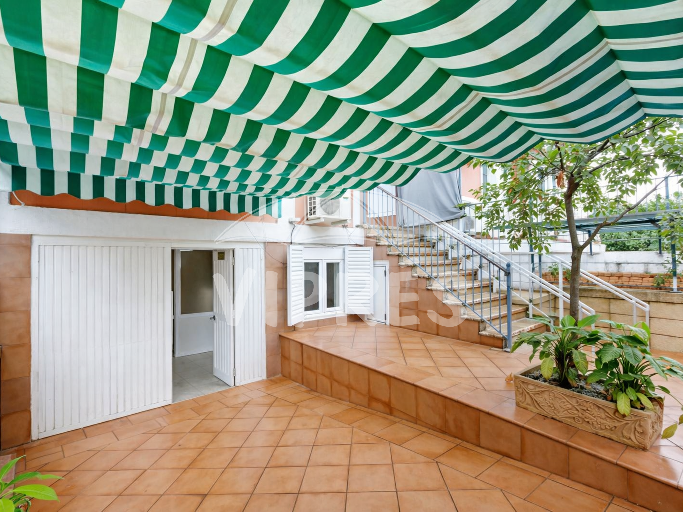 Terrace of Single-family semi-detached for sale in Cáceres Capital  with Storage room, Swimming Pool and Community pool