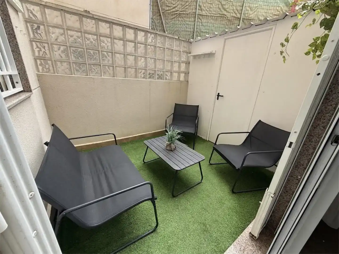 Terraza de Piso en venta en Roquetas de Mar con Aire acondicionado, Amueblado y Balcón