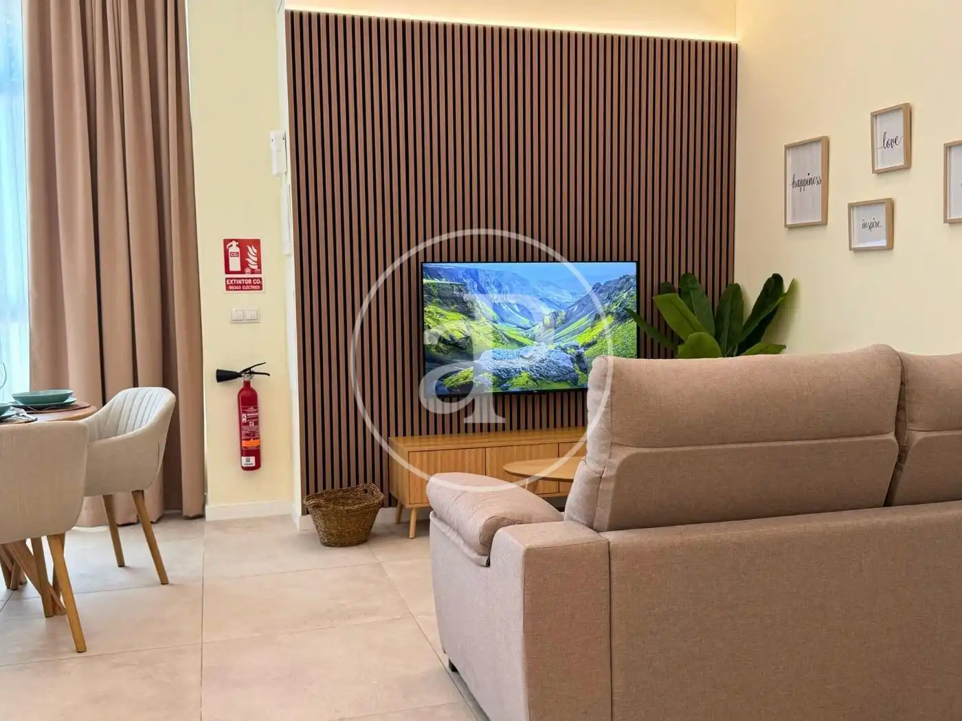 Sala d'estar de Loft de lloguer en Valencia amb Aire condicionat, Calefacció i Moblat