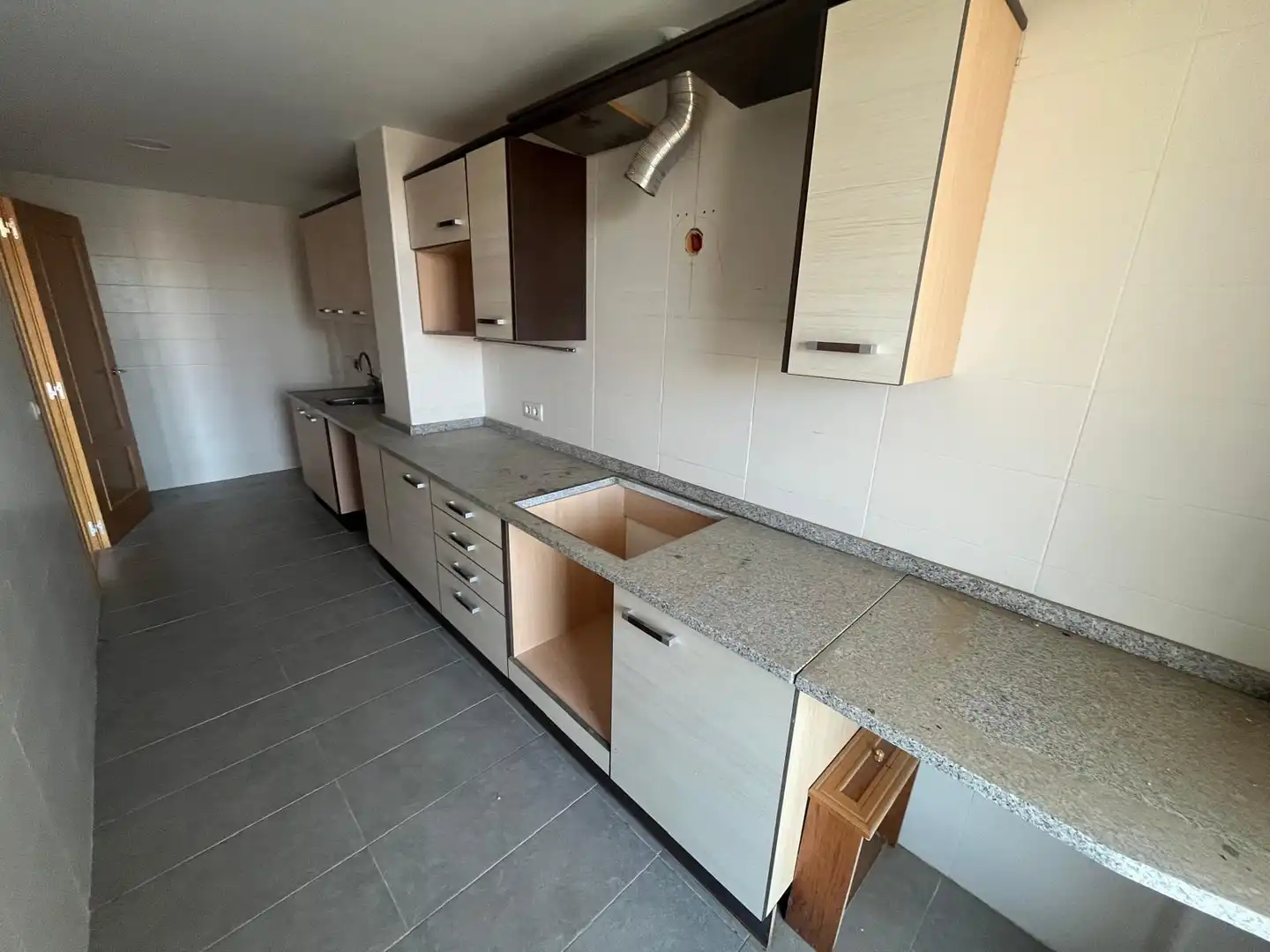 Cocina de Dúplex en venta en La Muela con Calefacción y Terraza