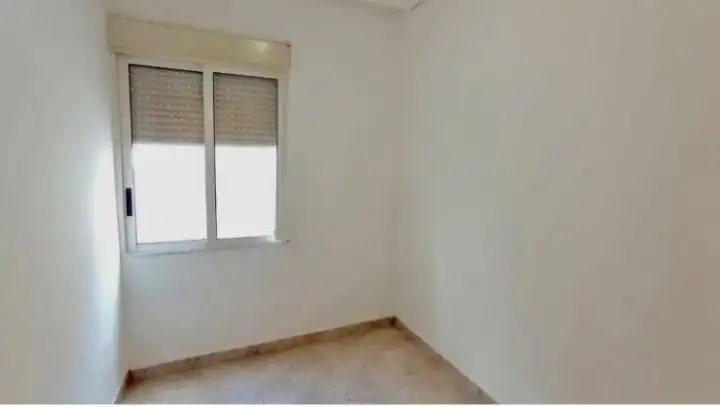 Piso de alquiler en Carrer de Joan d'Àustria, Centro