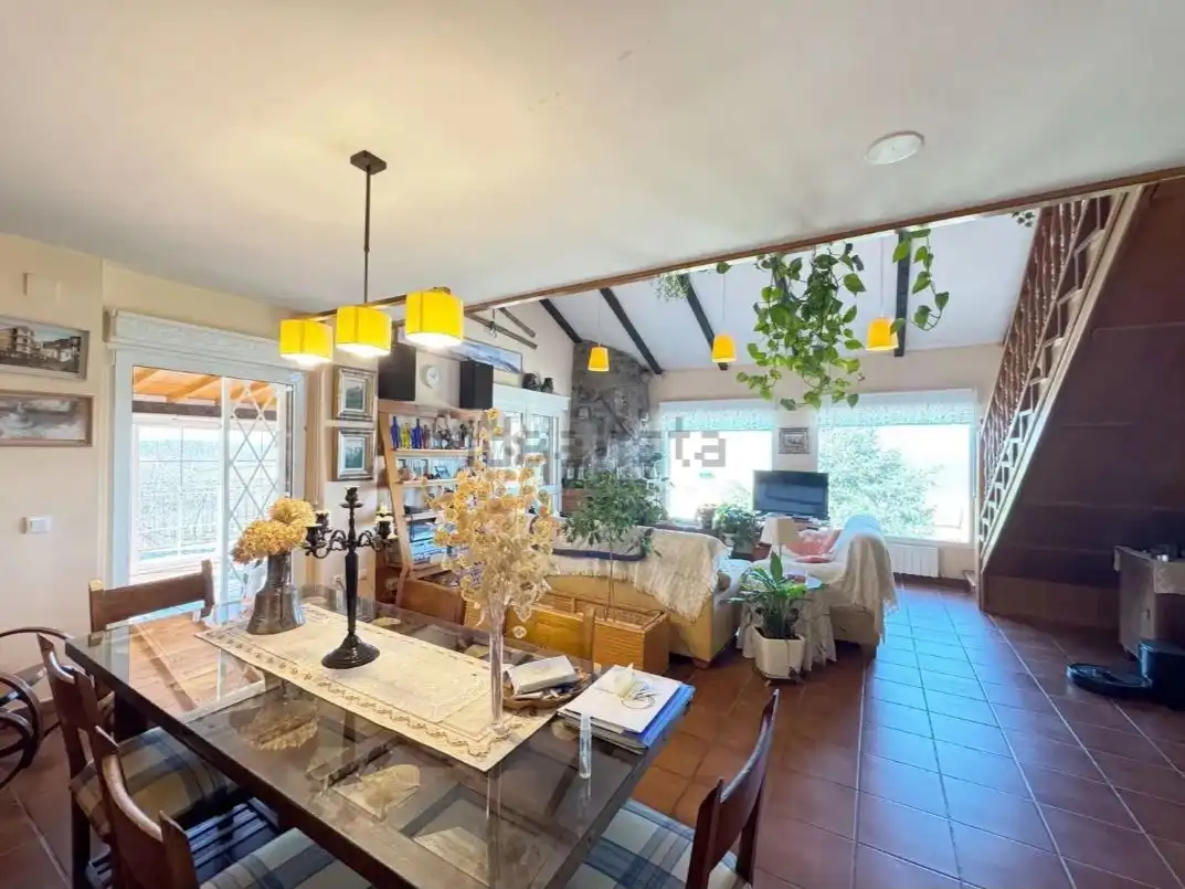 Sala de estar de Finca rústica en venta en Béjar con Calefacción, Jardín privado y Parquet