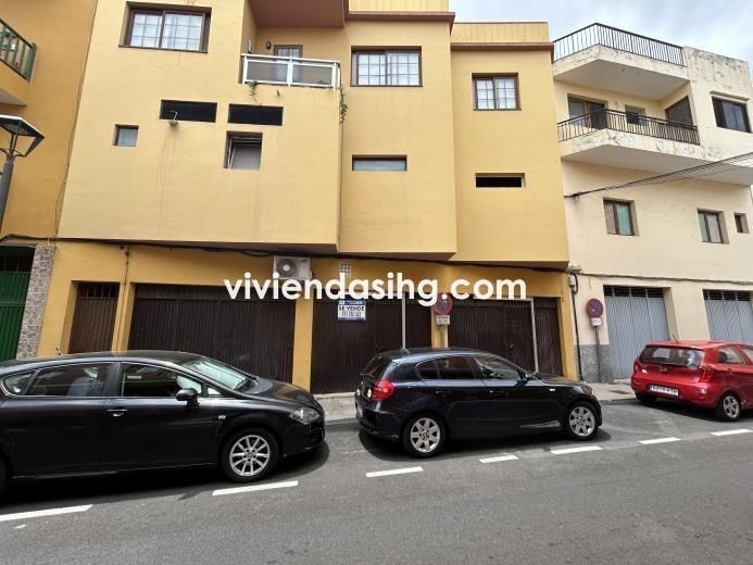 Vista exterior de Garatge en venda en Los Realejos