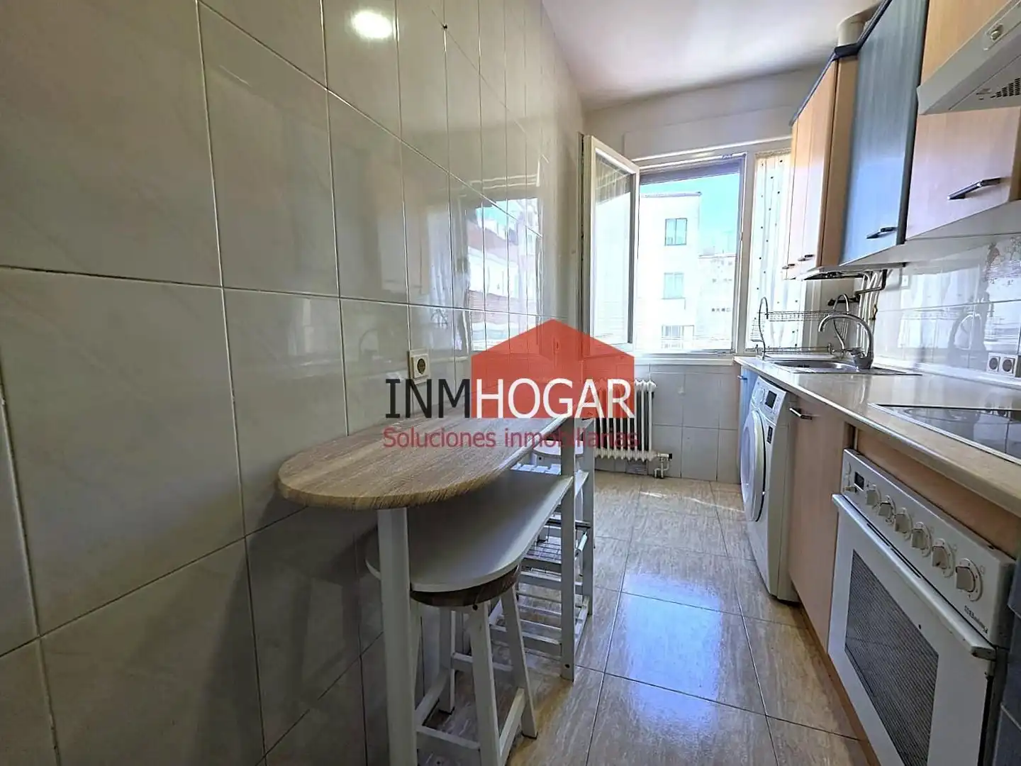 Habitación de Piso en venta en Ávila con Calefacción, Parquet y Balcón
