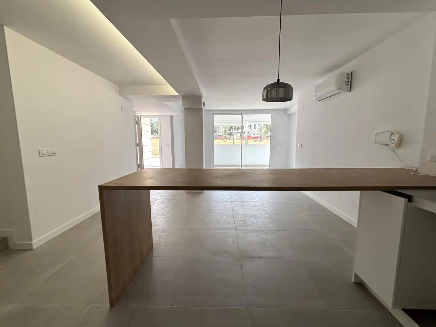 Comedor de Piso en venta en Girona con Aire acondicionado, Calefacción y Terraza
