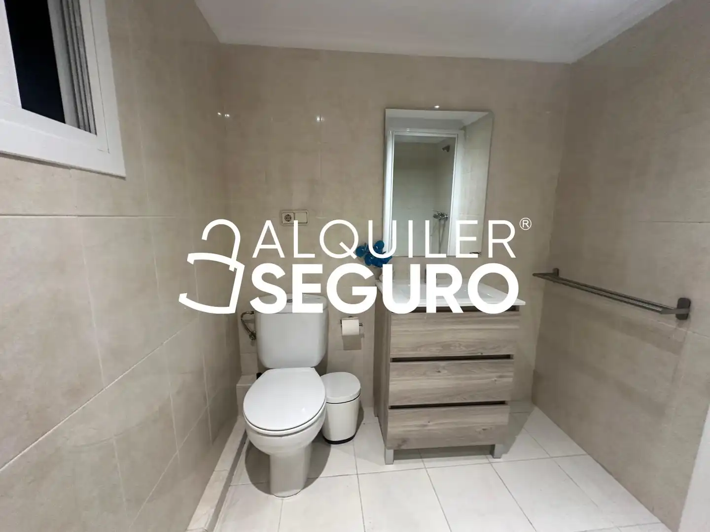 Badezimmer von Wohnung zur Miete in Valencia