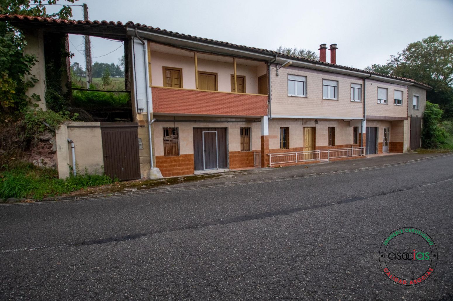 Vista exterior de Casa o xalet en venda en Cabranes amb Calefacció, Jardí privat i Parquet