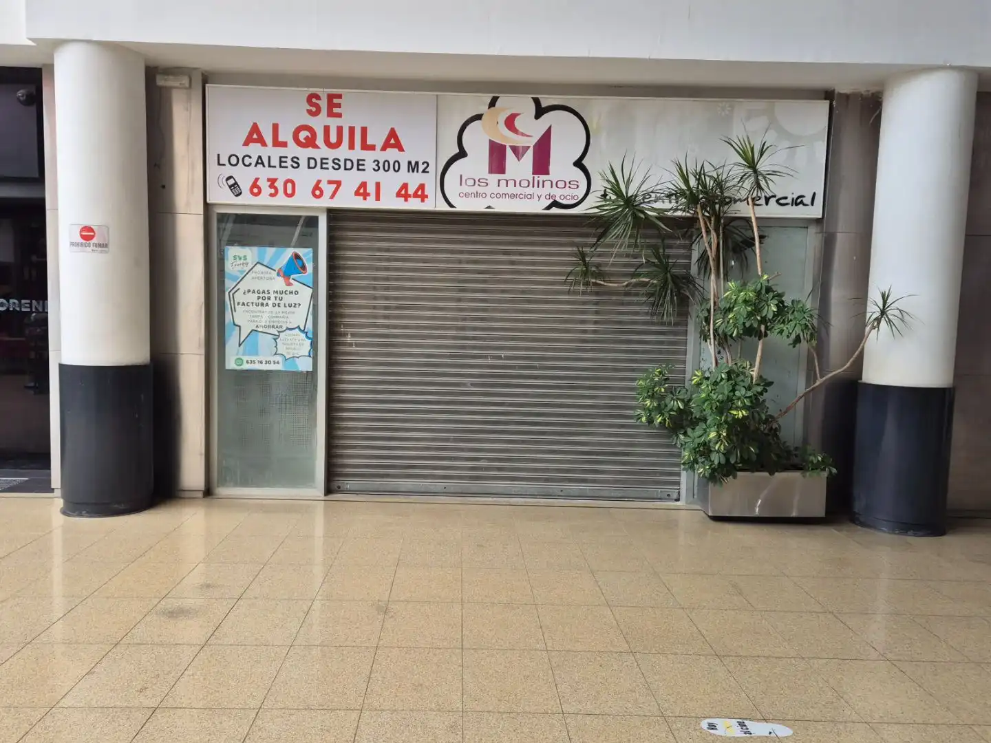 Commercial properties for rent in Utrera  with Air Conditioner and Alarm