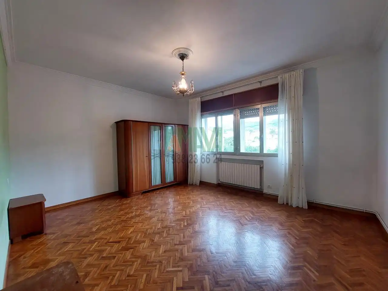 Habitación de Casa o chalet en venta en Ourense Capital  con Calefacción y Jardín privado