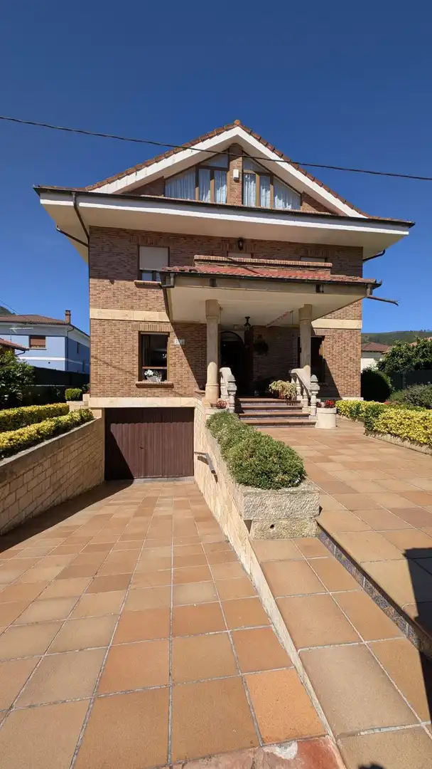 Exterior view of Houses for sale in Los Corrales de Buelna   with Heating, Private garden and Terrace