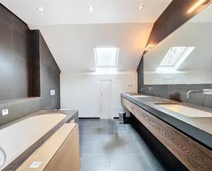 Bathroom of Flat to rent in Castellón de la Plana / Castelló de la Plana  with Furnished and Pets allowed