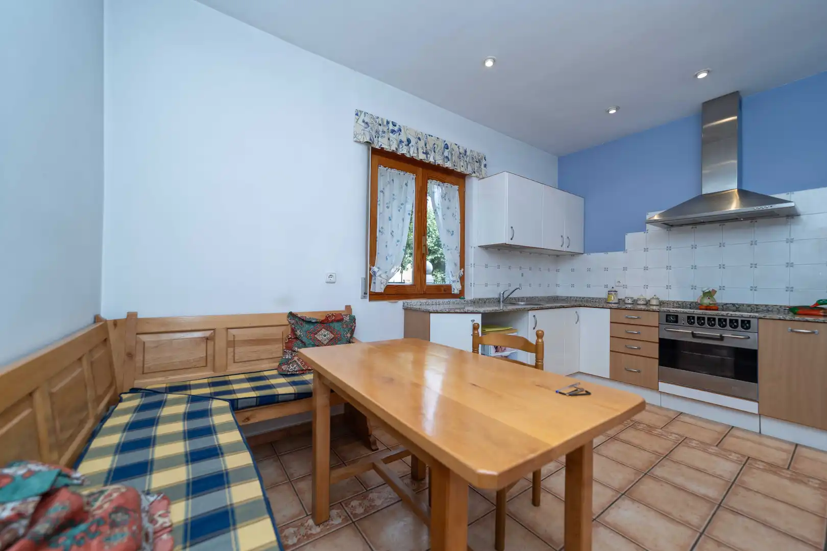 Cocina de Casa o chalet en venta en León Capital  con Calefacción