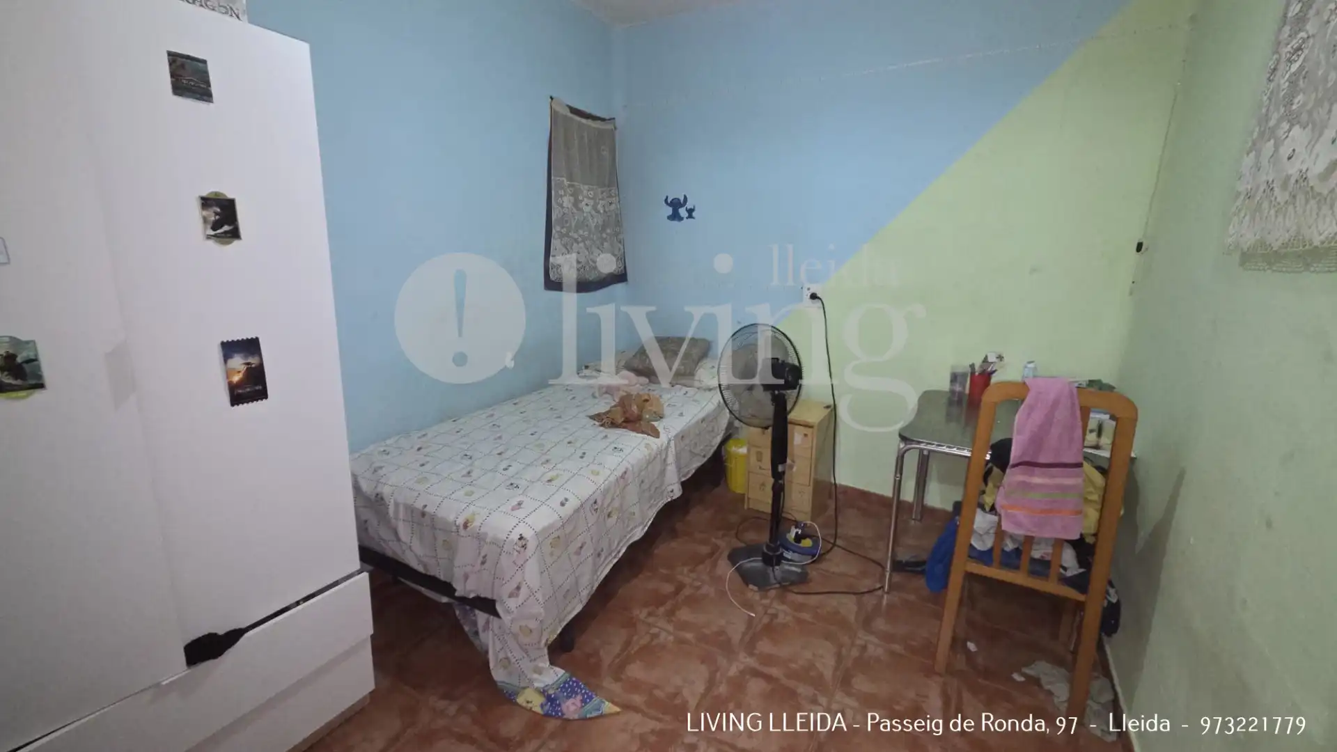 Habitación de Casa adosada en venta en Albatàrrec con Calefacción, Terraza y Trastero