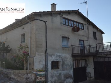 Casa amb balcó en venda a Merindad de Valdivielso