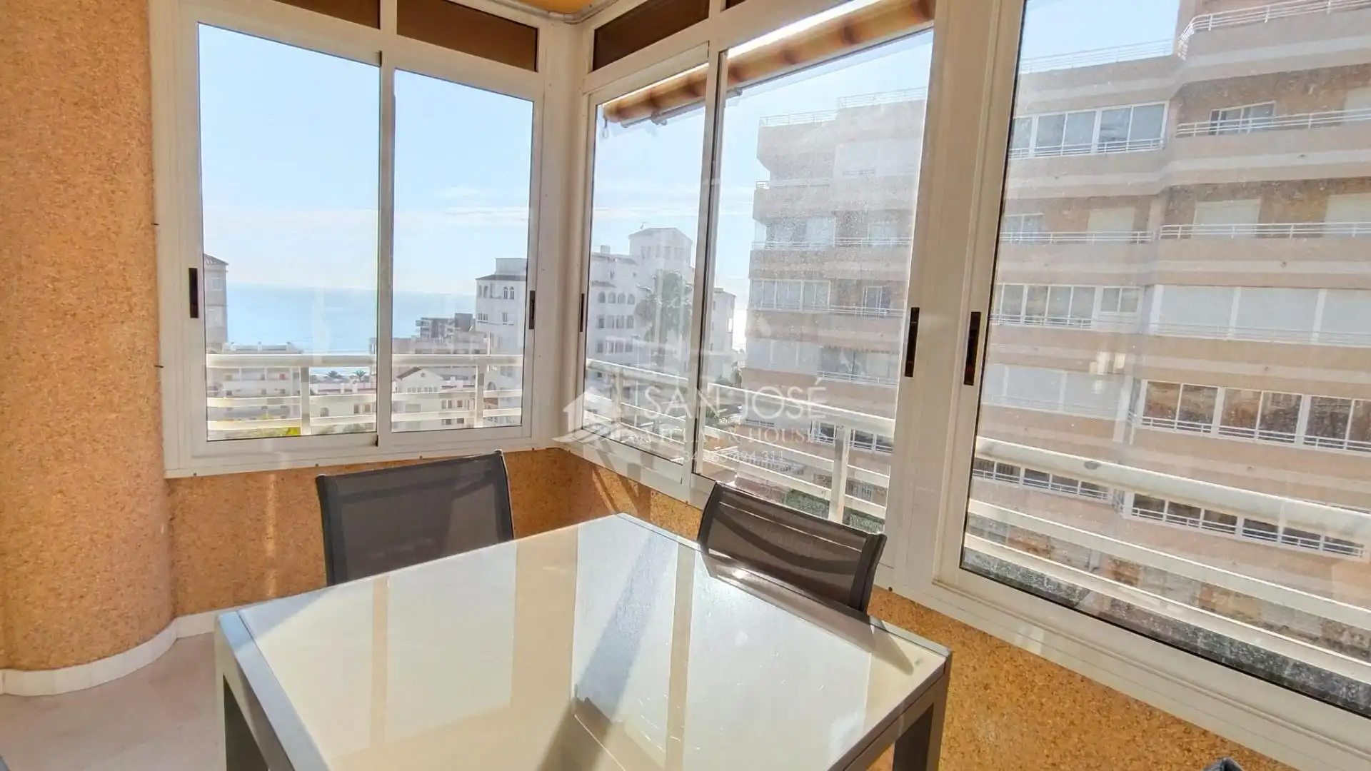 Apartamento en venta en Elche / Elx con Aire acondicionado, Calefacción y Jardín privado