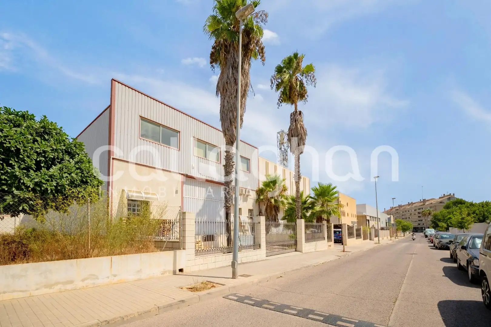 Exterior view of Industrial buildings for sale in Godella