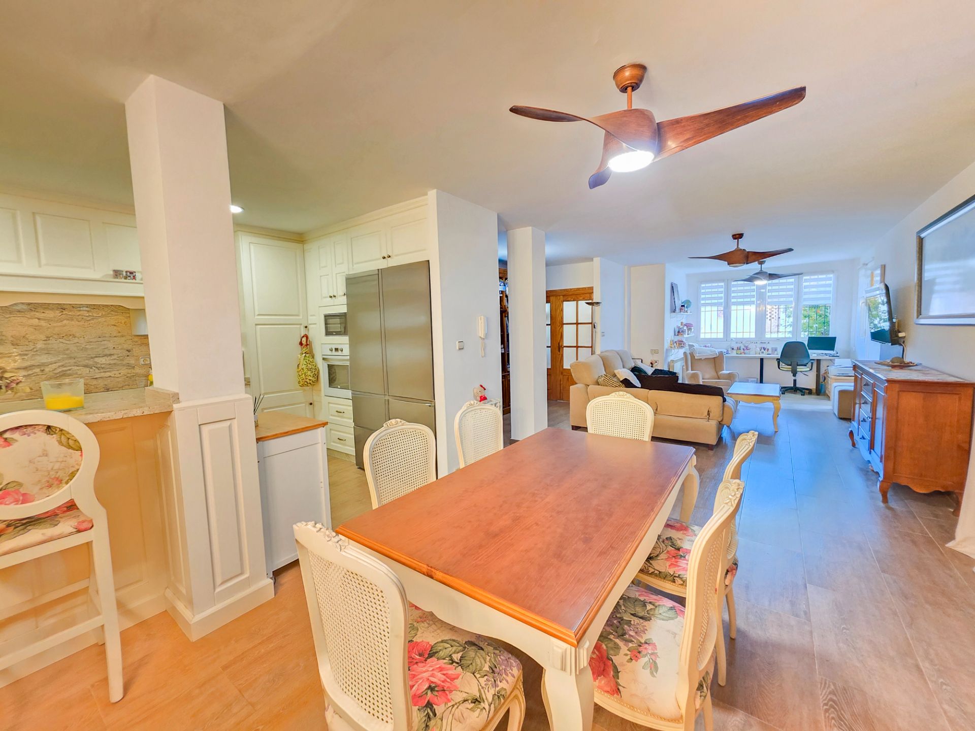 Dining room of Single-family semi-detached for sale in  Jaén Capital  with Air Conditioner, Heating and Terrace