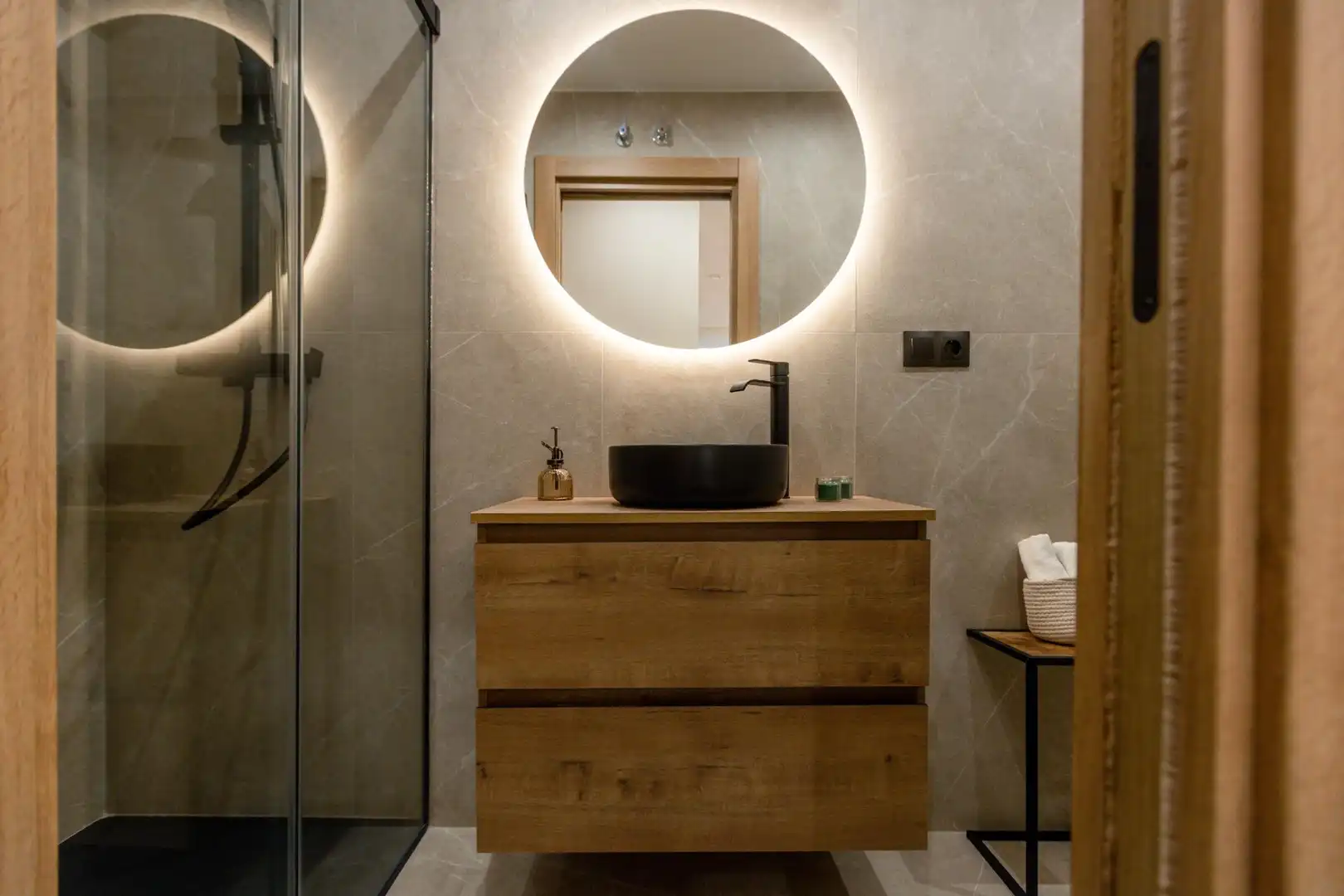 Badezimmer von Loft zum Verkauf in Granada mit Klimaanlage und Möbliert