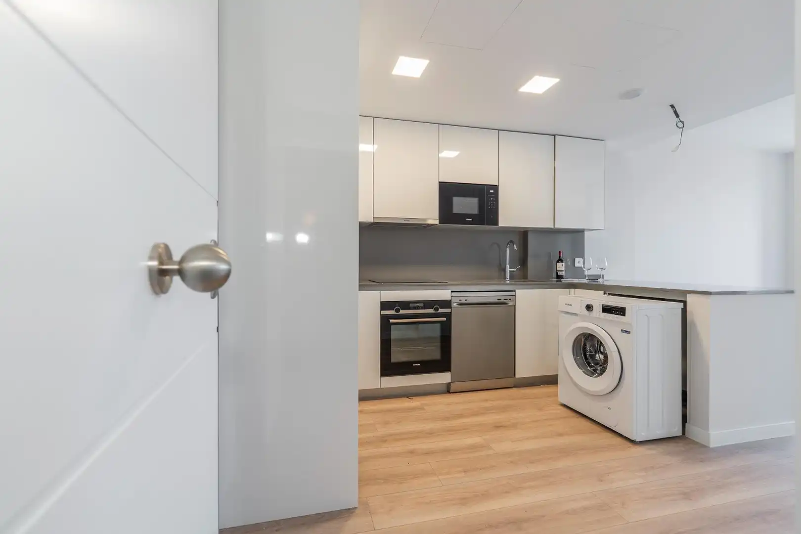 Cocina de Apartamento en venta en Madrid con Aire acondicionado, Calefacción y Jardín privado