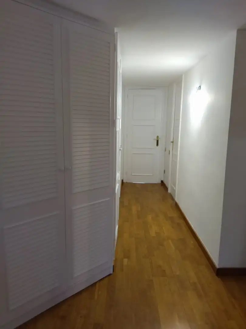 Piso de alquiler en Barcelona con Calefacción, Parquet y Terraza
