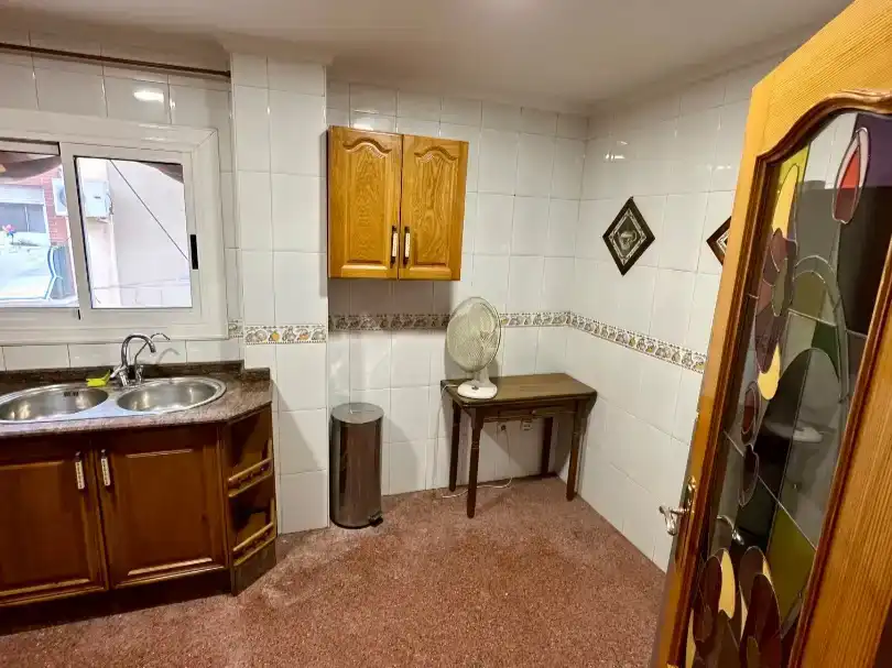 Baño de Dúplex en venta en Aspe con Aire acondicionado, Trastero y Balcón