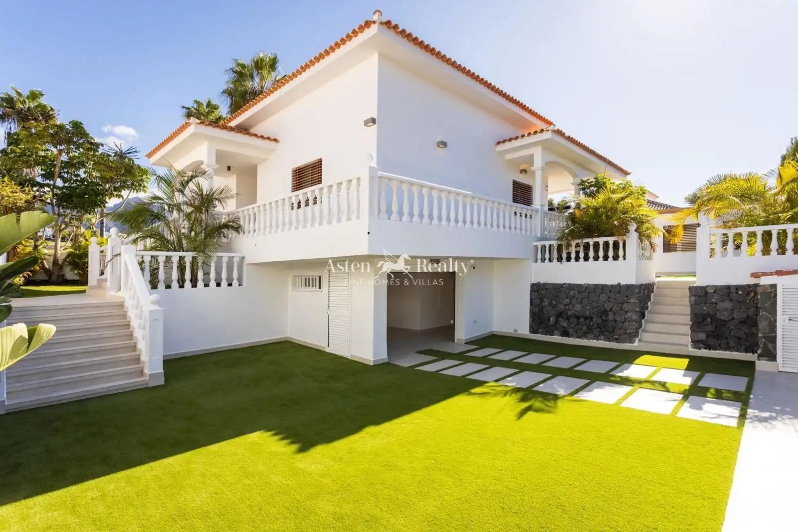 Casa con piscina en venta en Samarin, imagen 2