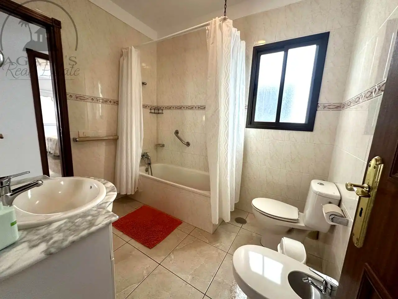 Bathroom of Flat for rent in Icod de los Vinos  with Furnished