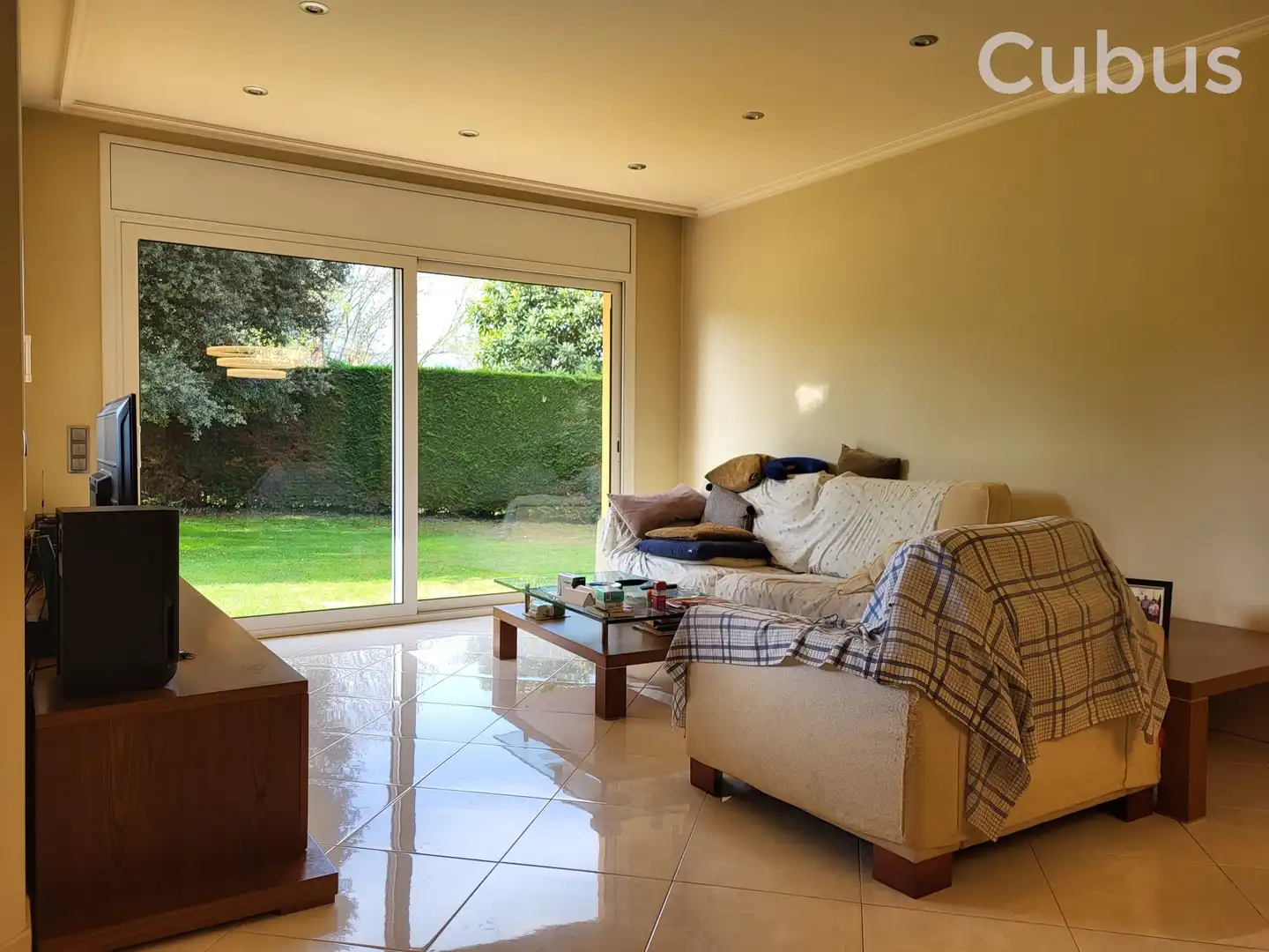 Living room of Houses for sale in Les Preses  with Air Conditioner, Heating and Terrace