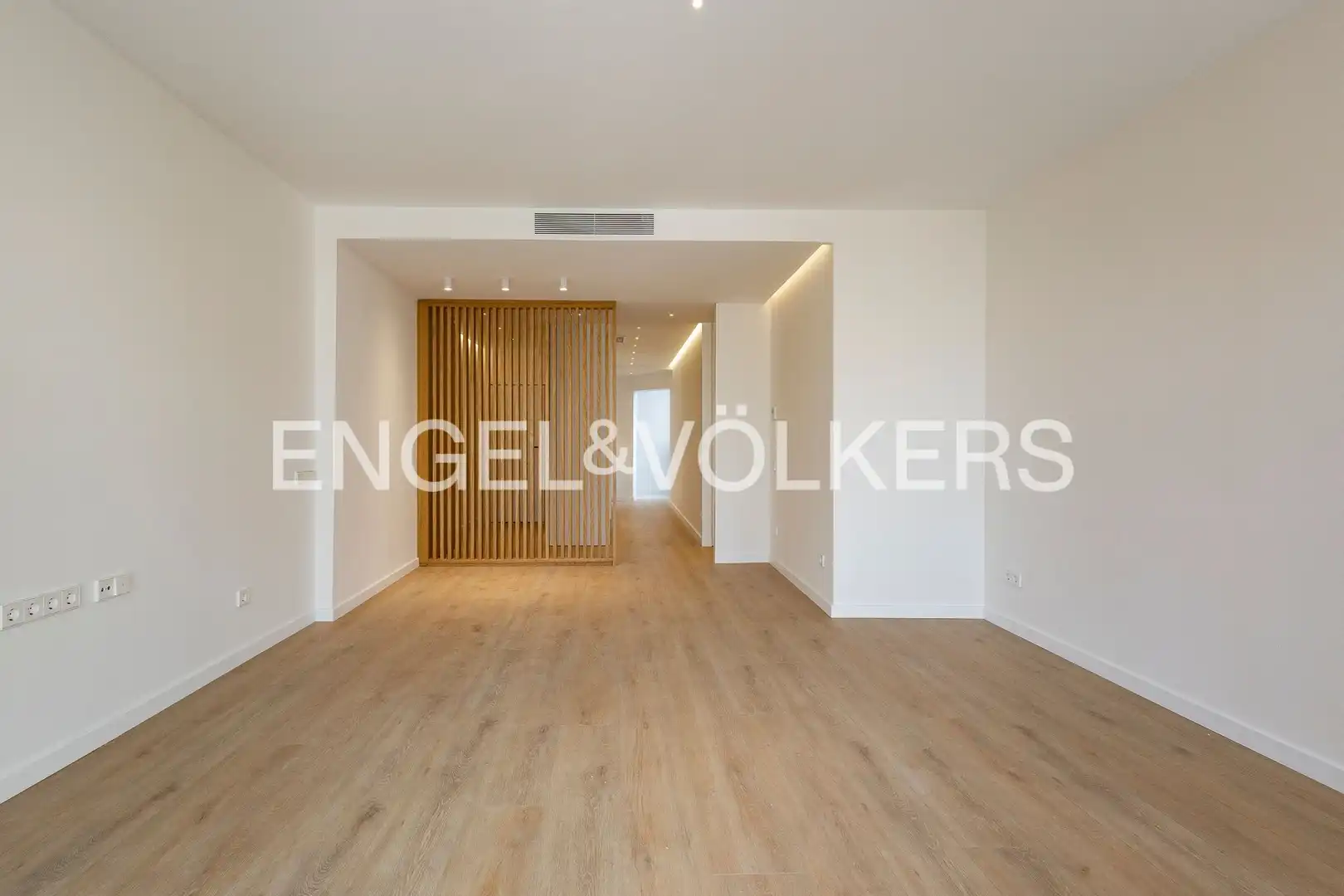 Living room of Flat for sale in Barcelona  with Air Conditioner, Heating and Parquet flooring