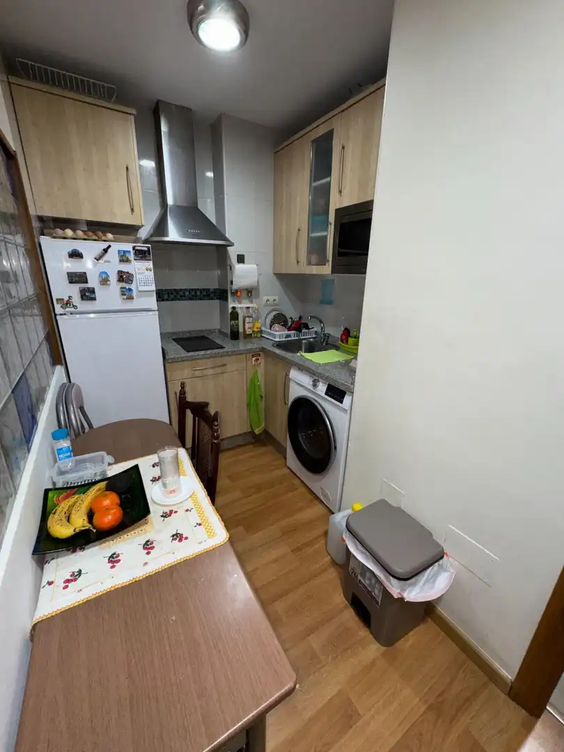 Cuina de Apartament en venda en Ponferrada amb Calefacció, Terrassa i Traster