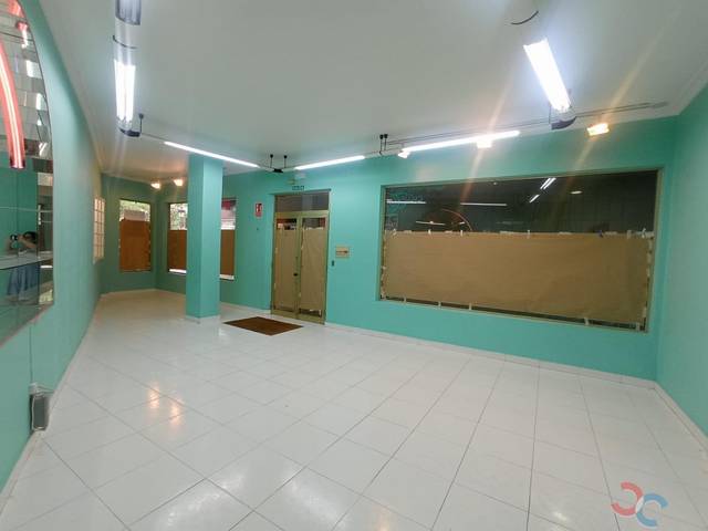 Local comercial en Venta en Marín