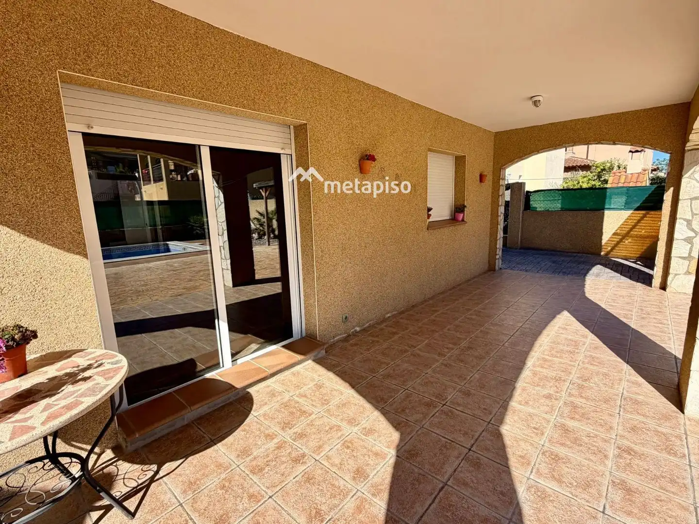 Terrassa de Casa o xalet en venda en El Vendrell amb Aire condicionat, Calefacció i Piscina