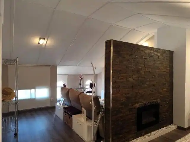 Sala d'estar de Casa adosada en venda en Alaquàs amb Aire condicionat, Terrassa i Traster