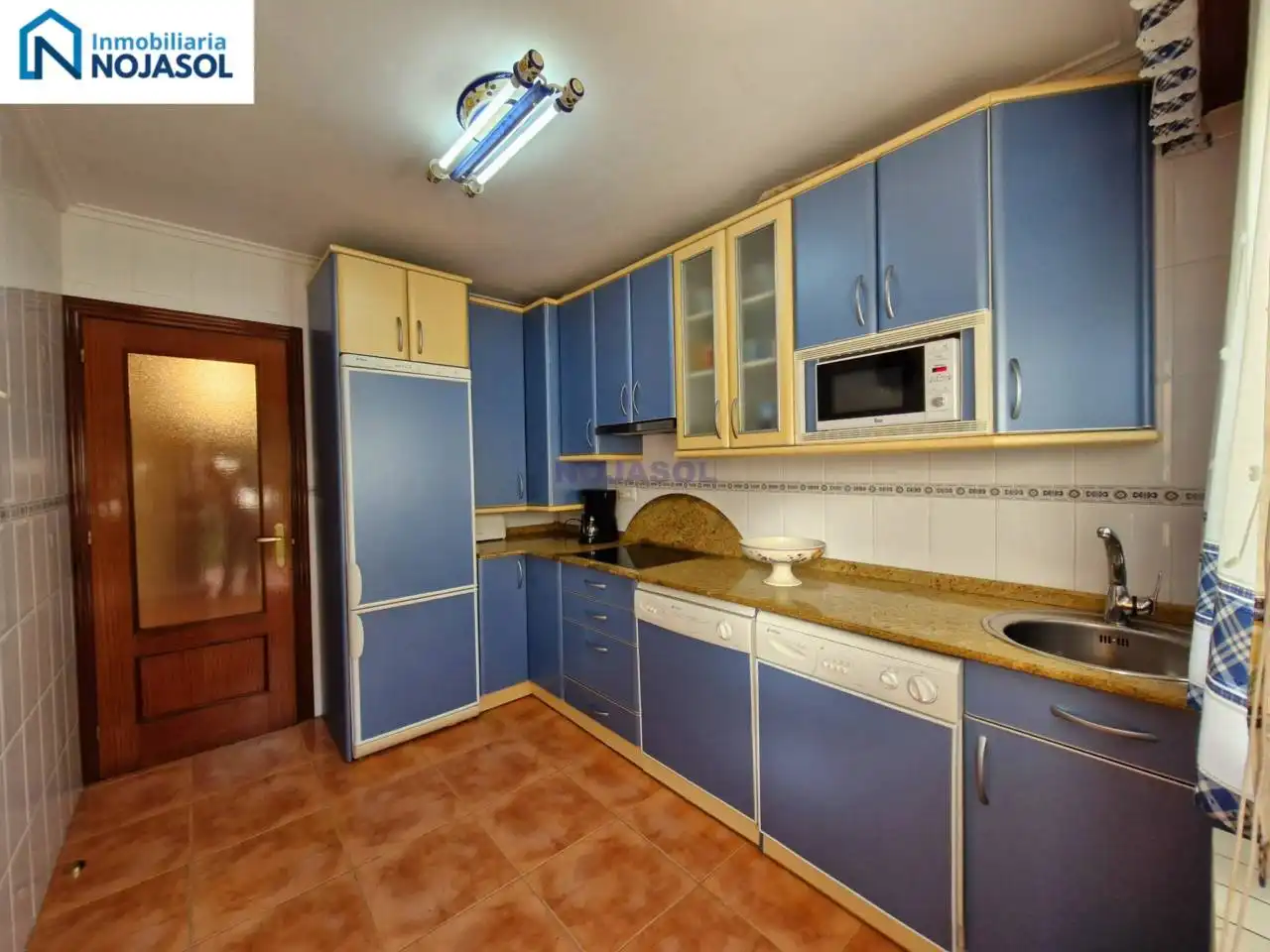 Küche von Einfamilien-Reihenhaus zum Verkauf in Argoños  mit Heizung, Privatgarten und Terrasse