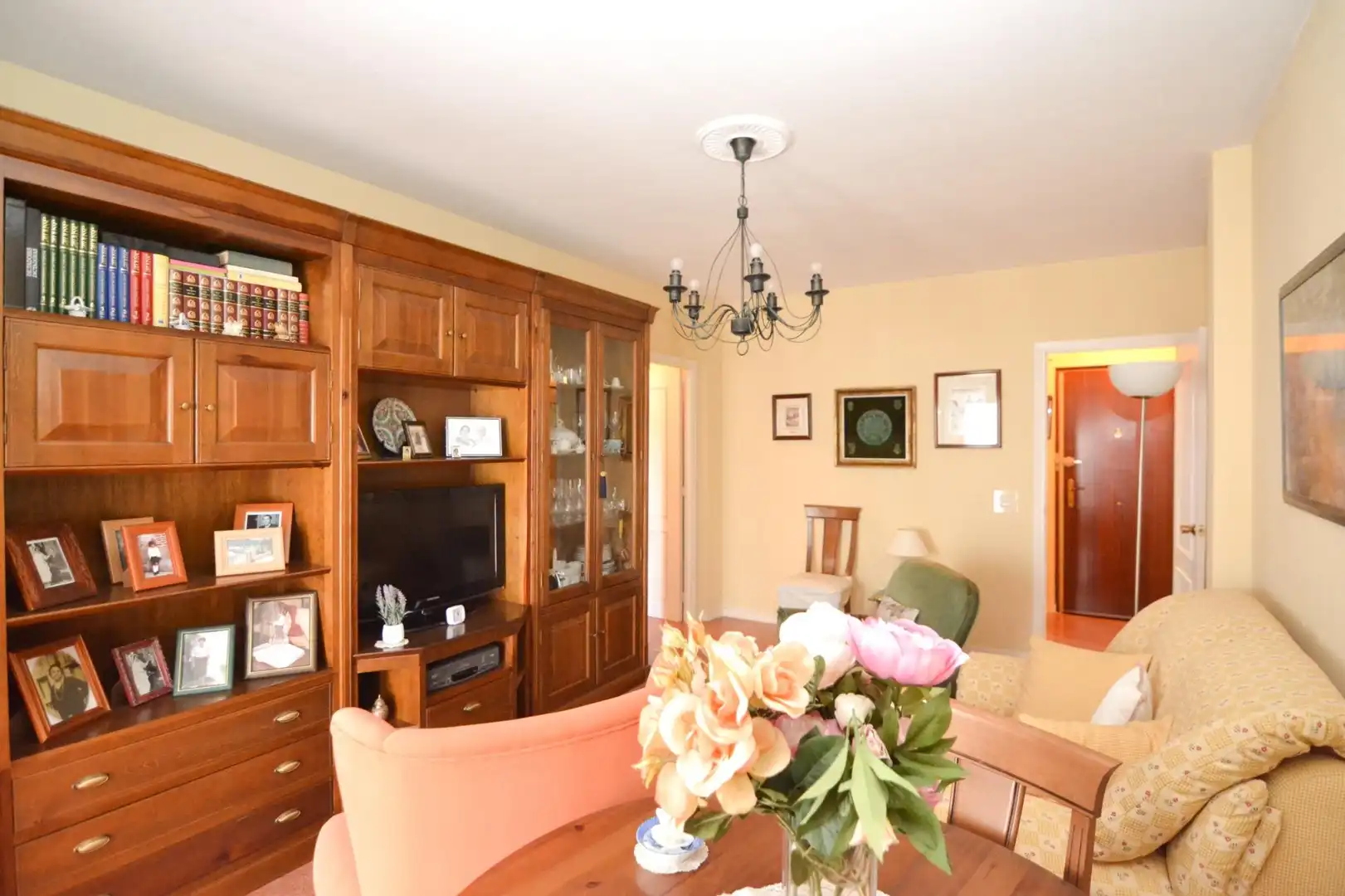 Living room of Flat for sale in Navalcarnero  with Terrace and Storage room