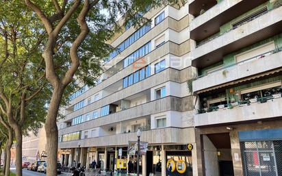 Vista exterior de Pis en venda en  Tarragona Capital amb Terrassa i Balcó