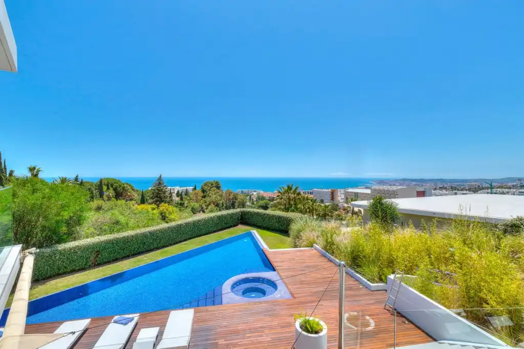 Detached house with pool for sale in El Higuerón, imagen 2