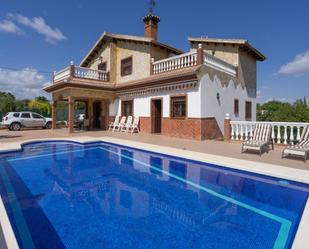 Piscina de Casa o xalet de lloguer en Alhaurín El Grande amb Aire condicionat, Jardí privat i Terrassa