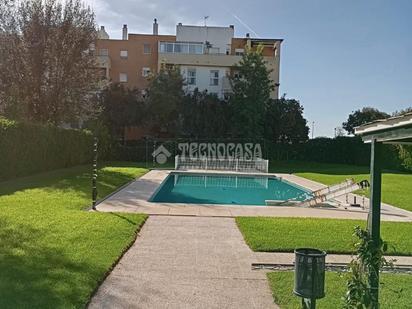 Swimming pool of Flat for sale in Mairena del Aljarafe  with Air Conditioner and Community pool