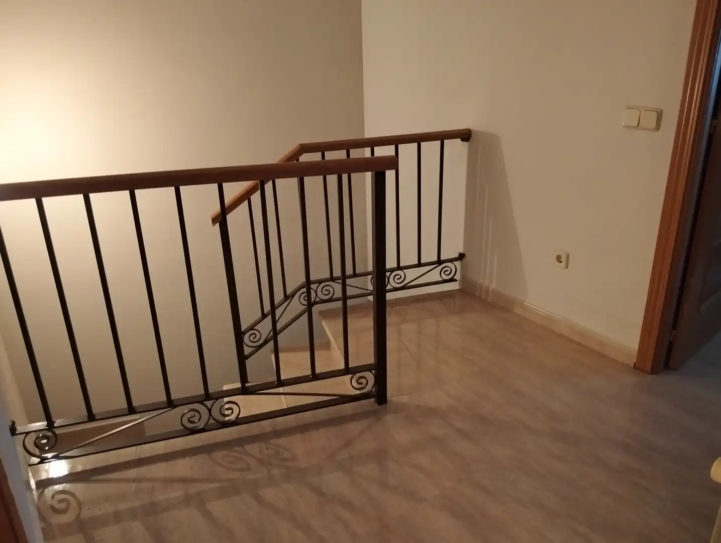 Casa adosada en venda en Bargas amb Aire condicionat, Calefacció i Moblat