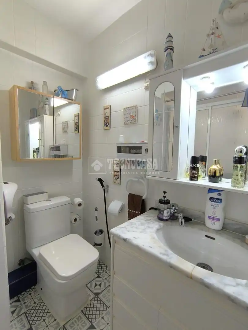 Baño de Piso en venta en Alcalá de Henares con Aire acondicionado, Calefacción y Parquet