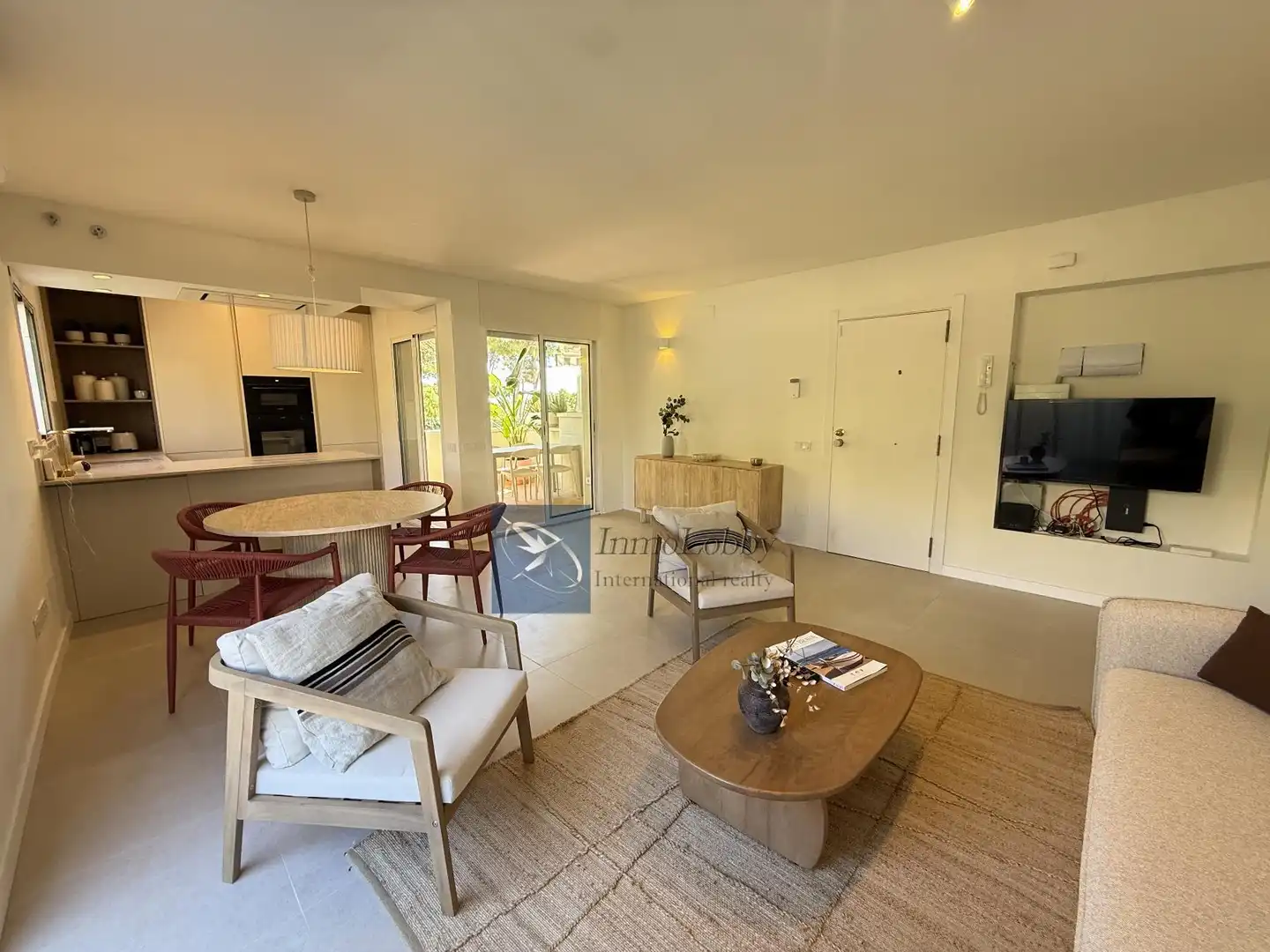 Sala d'estar de Apartament de lloguer en Castell d'Aro, Platja d'Aro i s'Agaró amb Aire condicionat, Calefacció i Terrassa